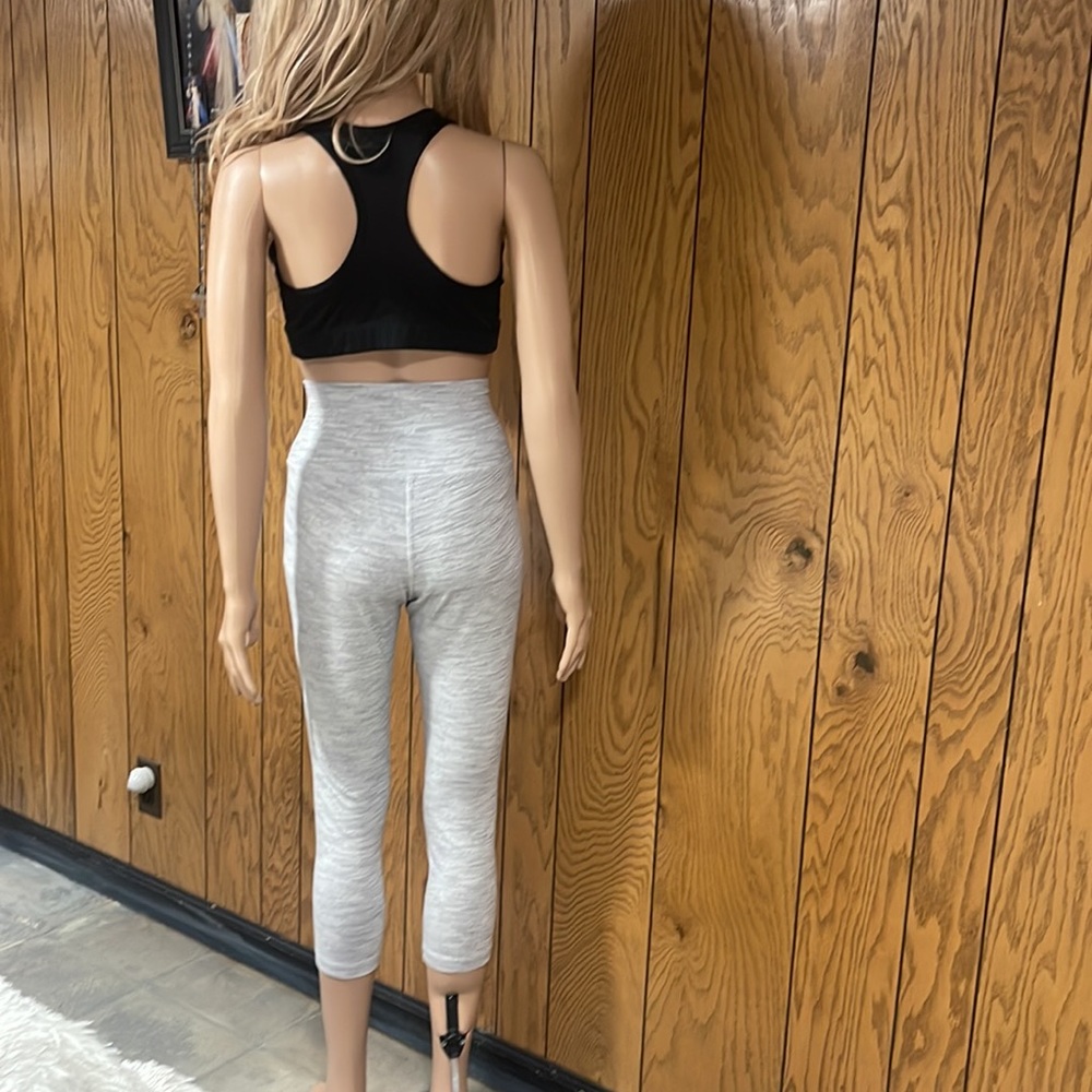 Lululemon" Wunder Under Crop Hi Rise *21" - Picture 4 of 16